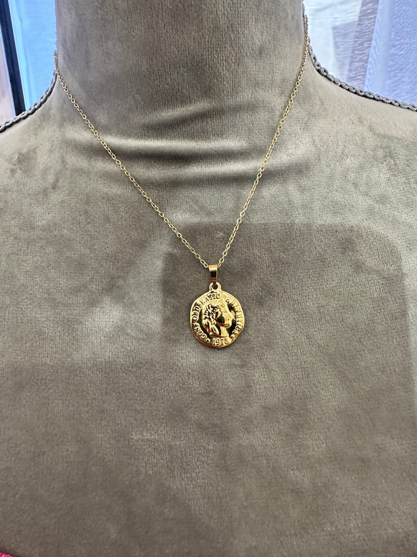 COLLIER PETITES PIÈCES