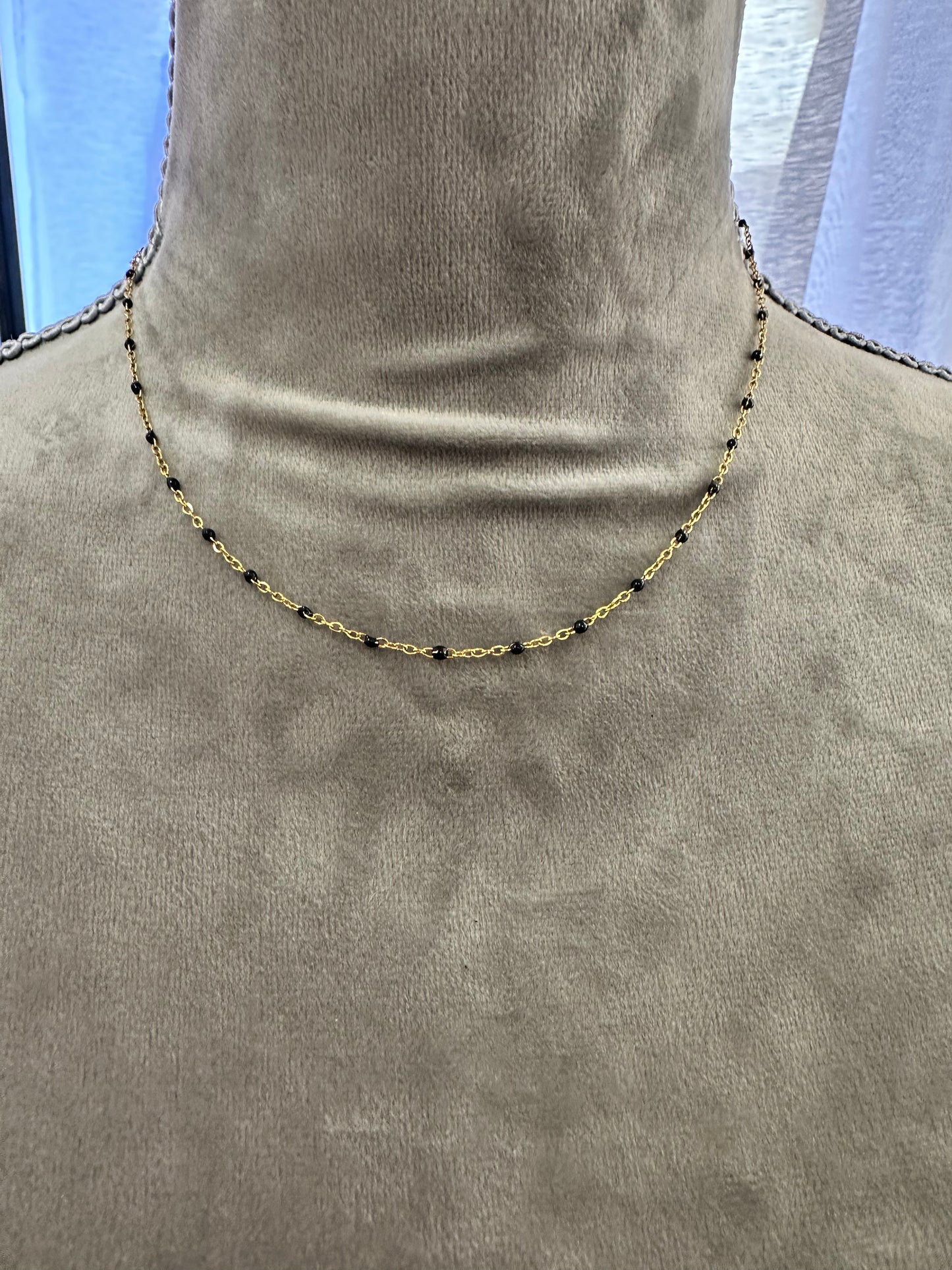 COLLIER PERLE COULEUR